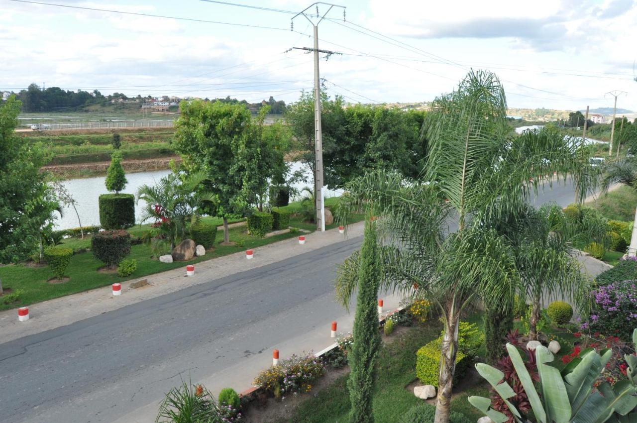 Hotel Sky Blue Mada Alasora Dış mekan fotoğraf