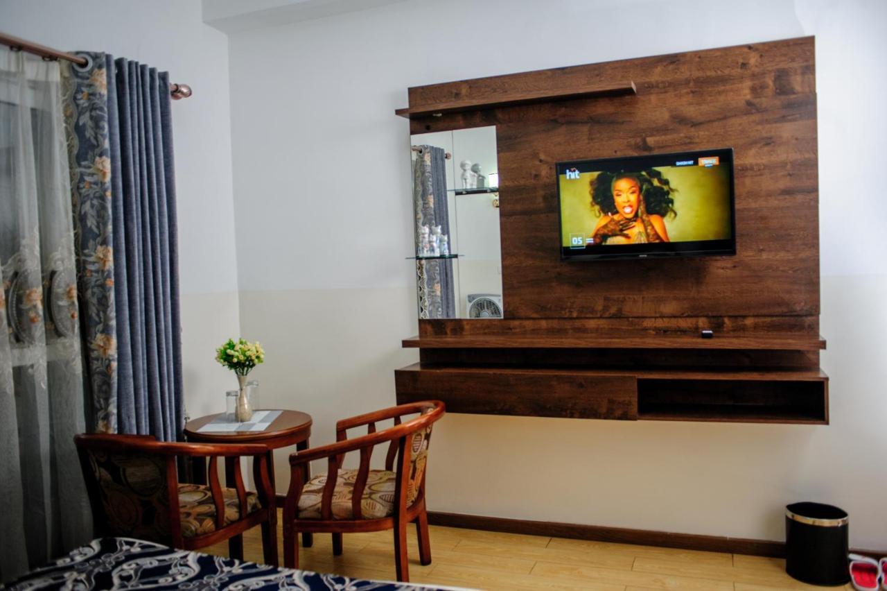Hotel Sky Blue Mada Alasora Dış mekan fotoğraf
