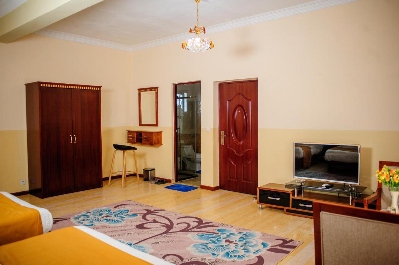 Hotel Sky Blue Mada Alasora Dış mekan fotoğraf