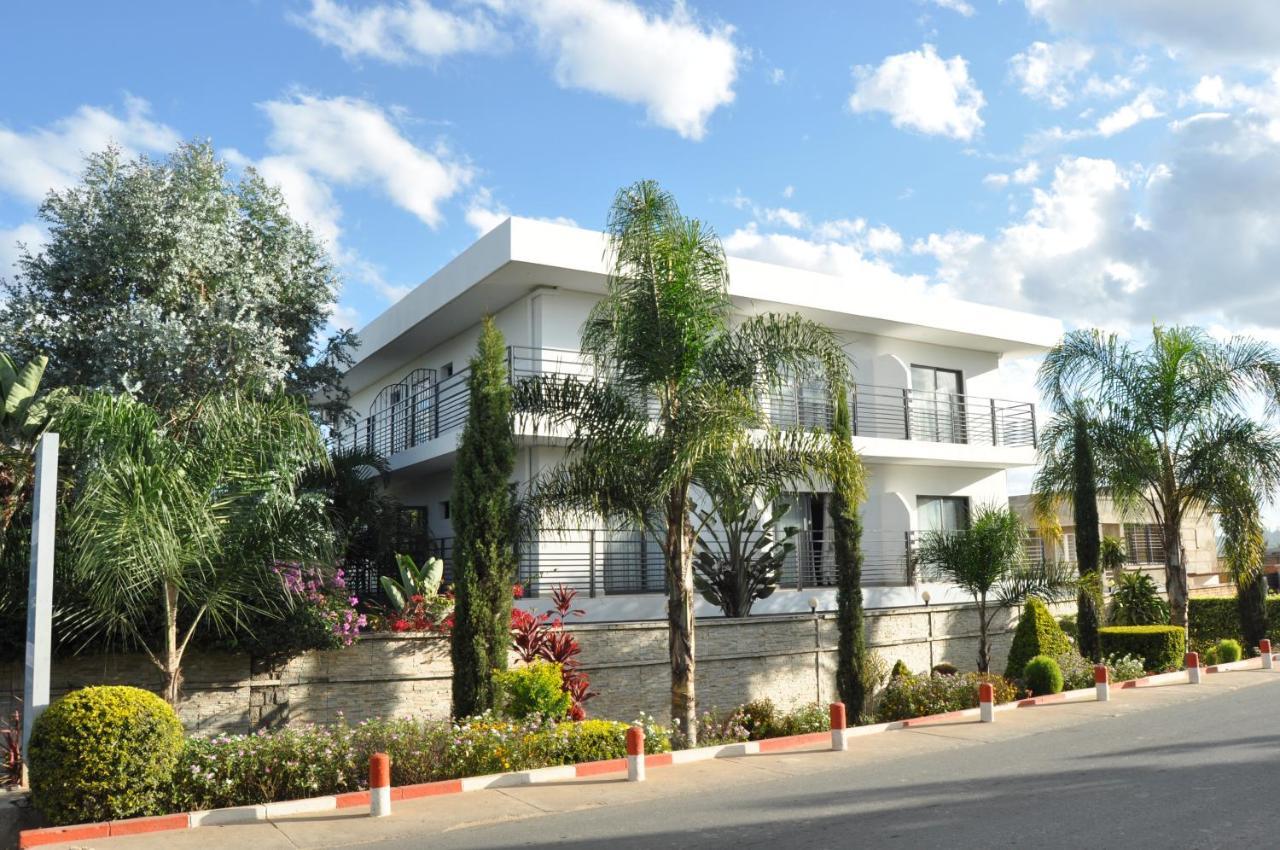 Hotel Sky Blue Mada Alasora Dış mekan fotoğraf