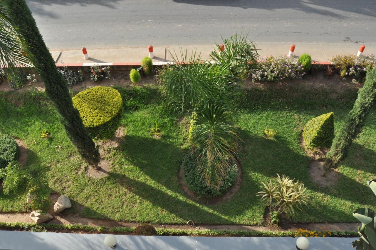 Hotel Sky Blue Mada Alasora Dış mekan fotoğraf