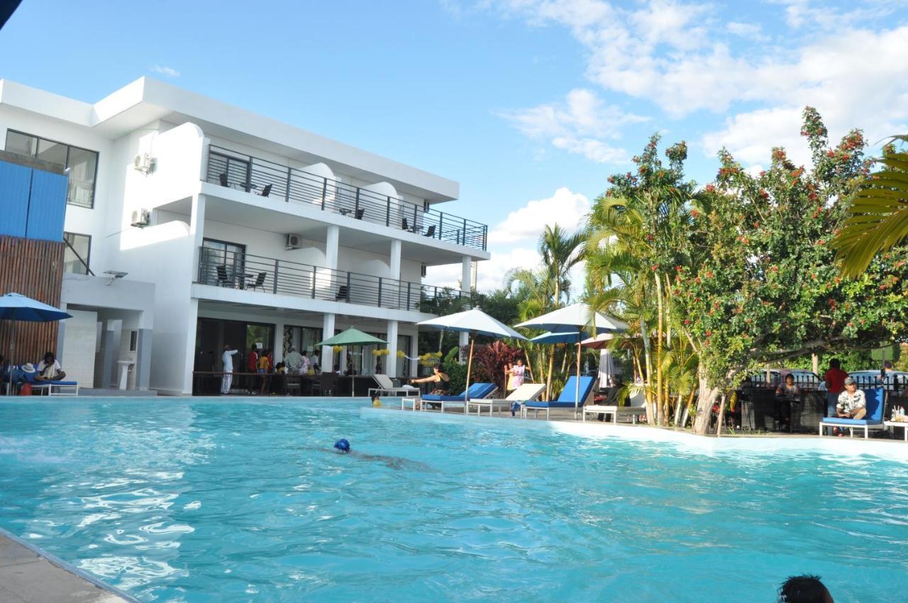 Hotel Sky Blue Mada Alasora Dış mekan fotoğraf