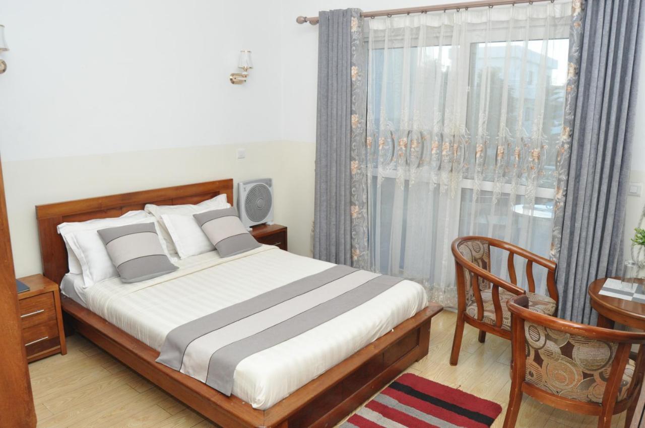 Hotel Sky Blue Mada Alasora Dış mekan fotoğraf